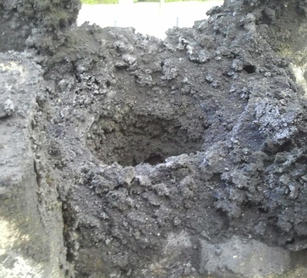 accumulation de bistre dans conduit